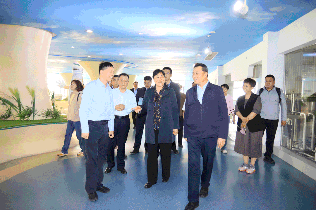 花花牛丨沈陽市人大常委會副主任曹鵬一行蒞臨花花?？疾熳? style=