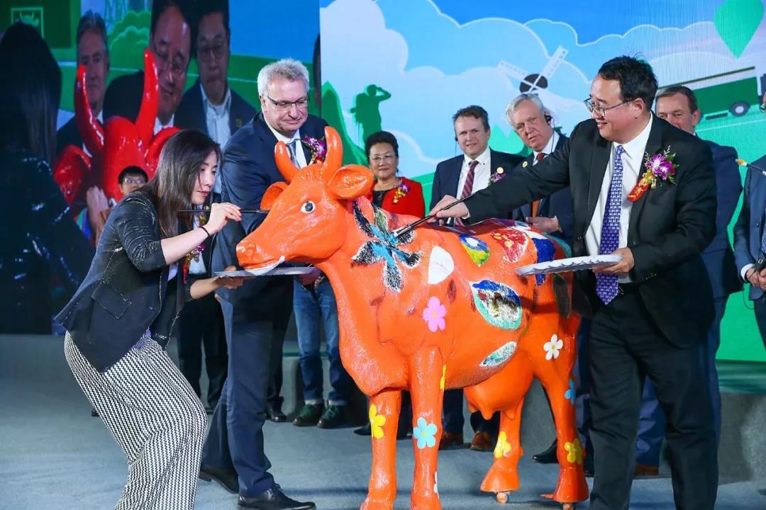 SDDDC走進(jìn)河南，看看花花牛的國際范兒！