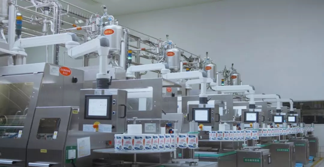 第31屆中原畜牧業(yè)交易博覽會(huì) || 花花牛乳業(yè)集團(tuán)獲“河南省畜牧行業(yè)——最具影響力品牌”獎(jiǎng)