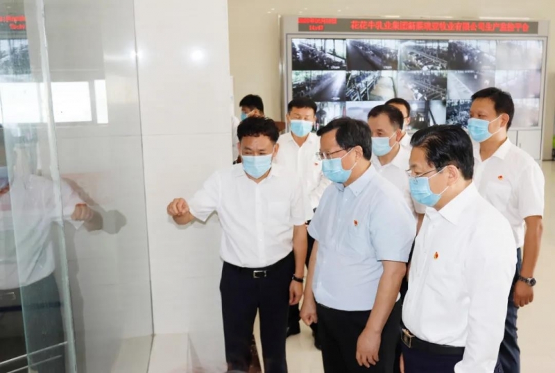 快訊 | 河南省委常委、省紀(jì)委書記、省監(jiān)委主任任正曉蒞臨花花牛乳業(yè)集團(tuán)新蔡瑞亞牧場(chǎng)調(diào)研